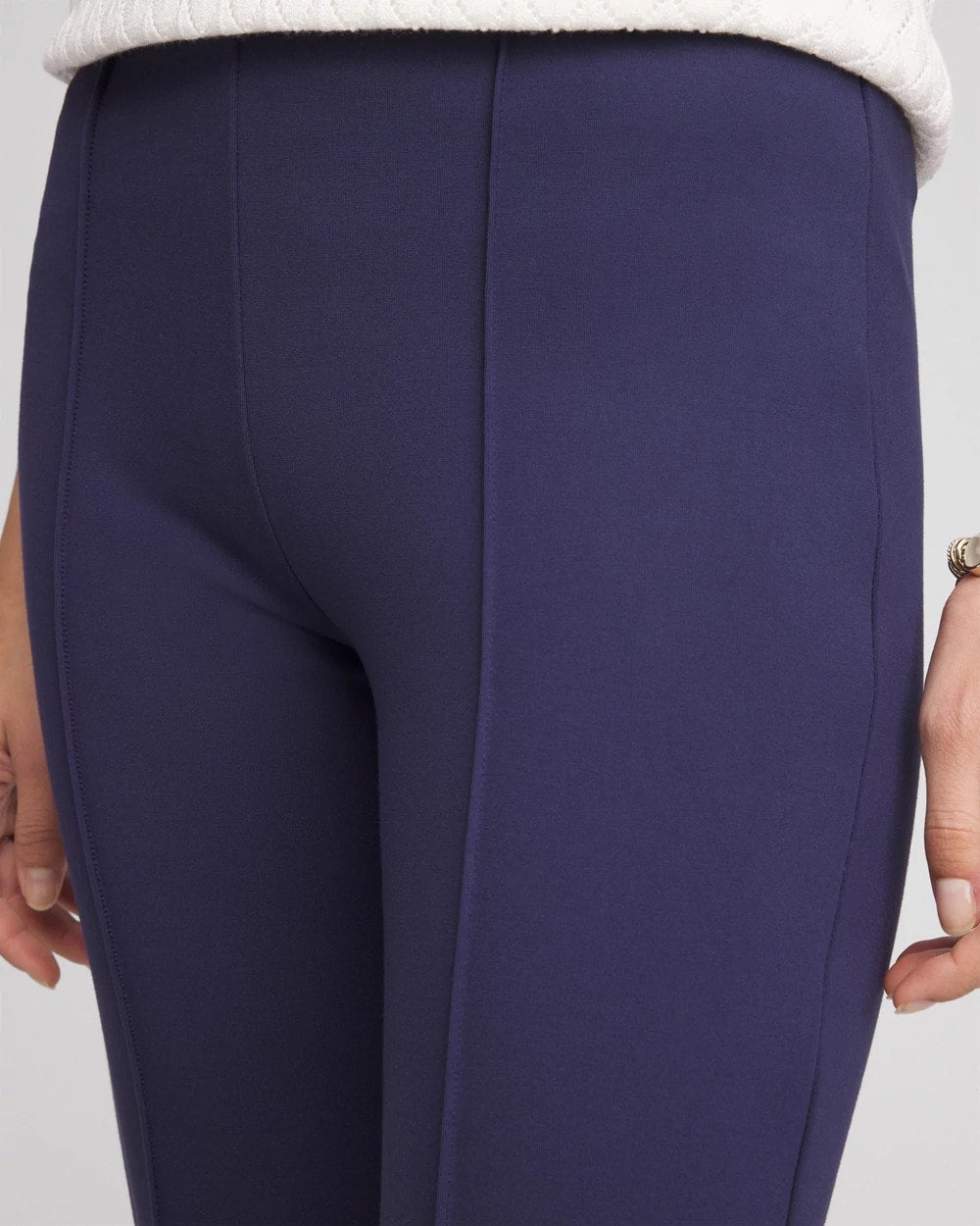 Lightweight Juliet Kick Flare Pants - US 3973