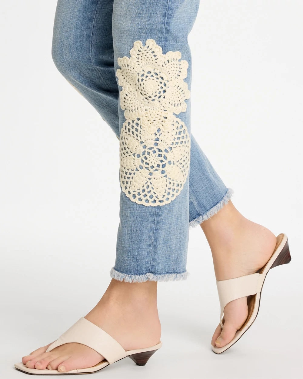 Girlfriend Slim Crochet Fray Ankle Jeans - US 4808