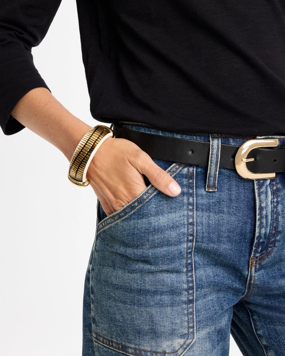 Animal Print Golden Hinge Bracelet - US 9843