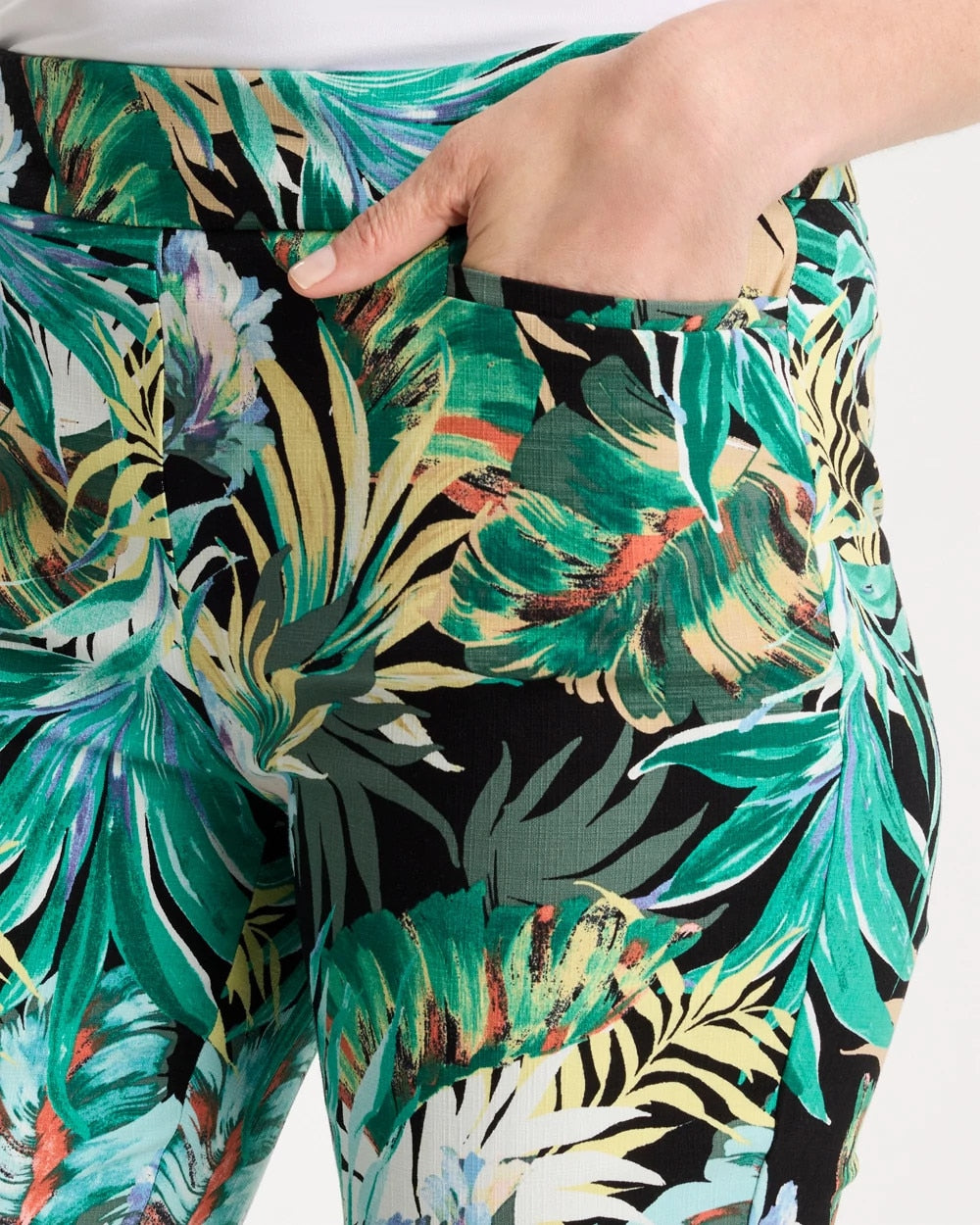 Printed Brigitte™ Slim Pull-On Ankle Pants - US 9283