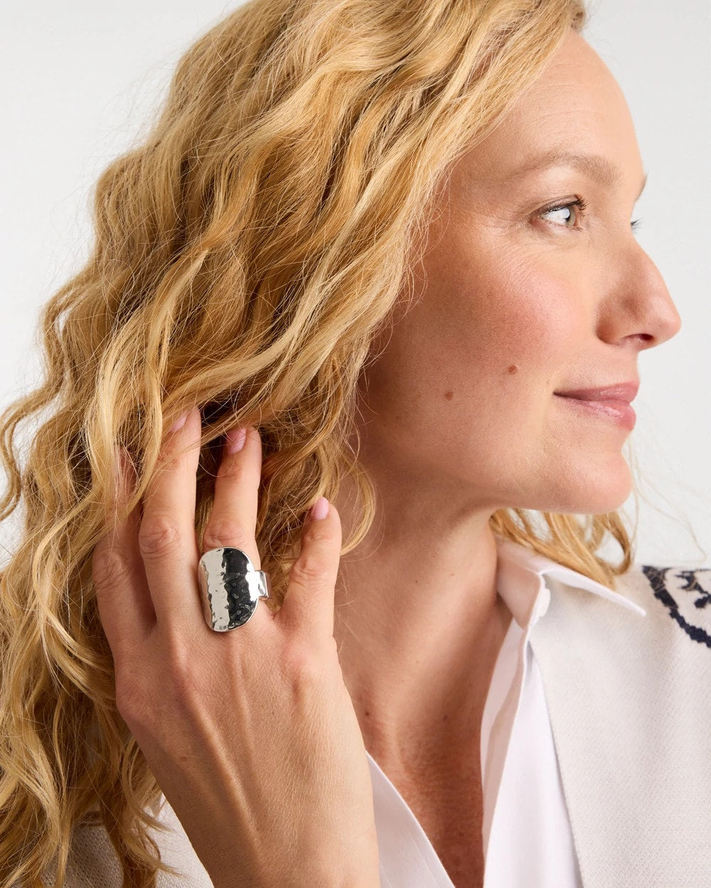 Oval Stretch Ring - US 2721