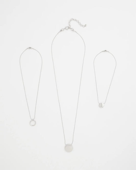 Silver Triple Pendant Necklace - US 7832