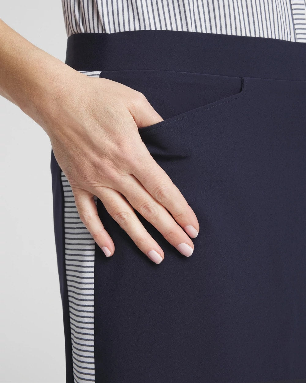Zenergy® UPF Neema Side Stripe Skort - US 0900
