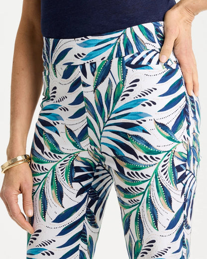 Palm Print Brigitte™ Slim Pull-On Crop Pant - US 0386