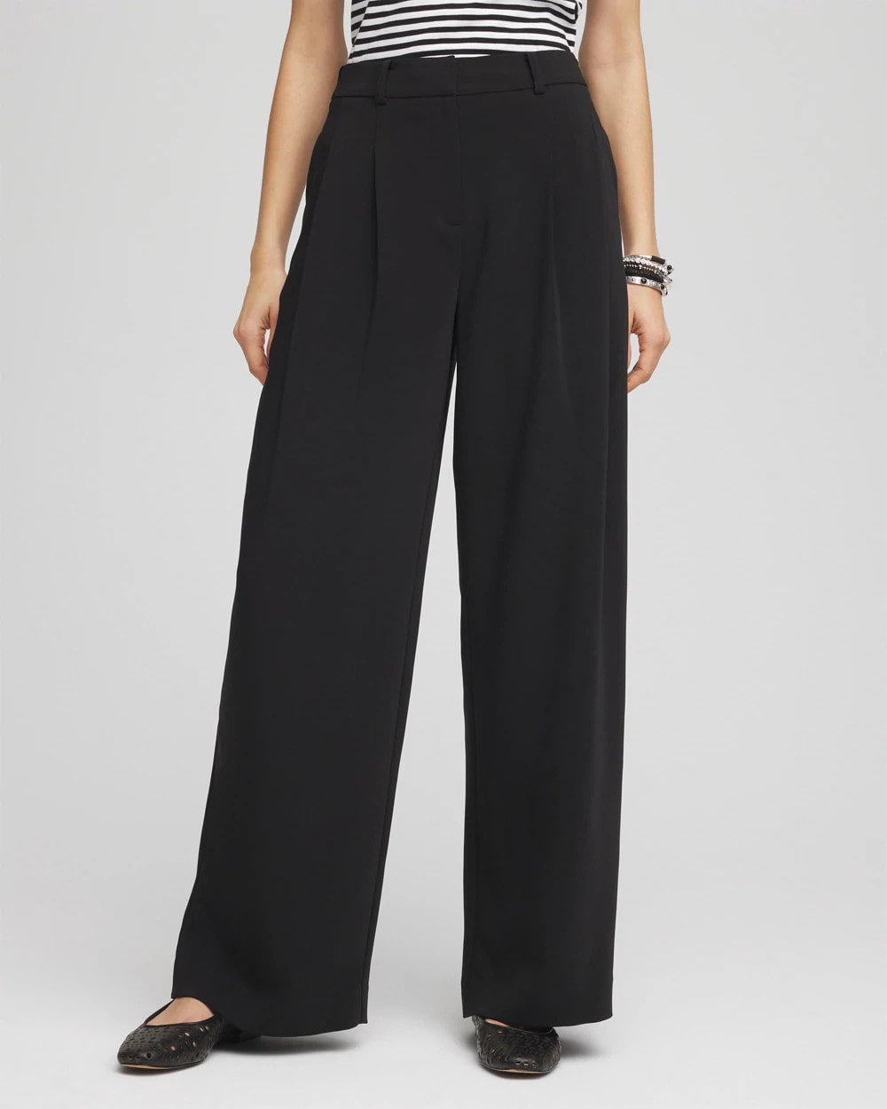 Crepe Pleated Relaxed Pants - US 4530