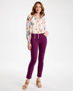 Girlfriend Slim Ankle Jeans - US 8775