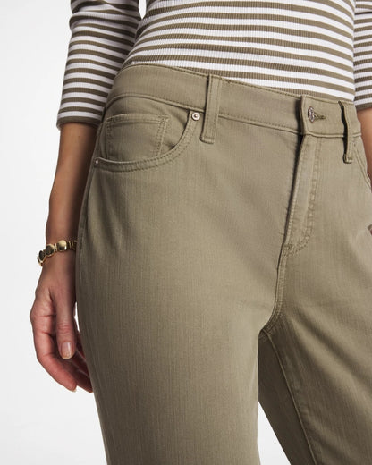 Girlfriend Slim Ankle Jeans - US 4242