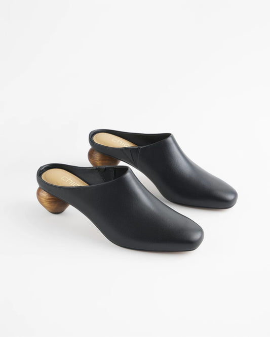 Wood Heel Leather Mule - US 9980