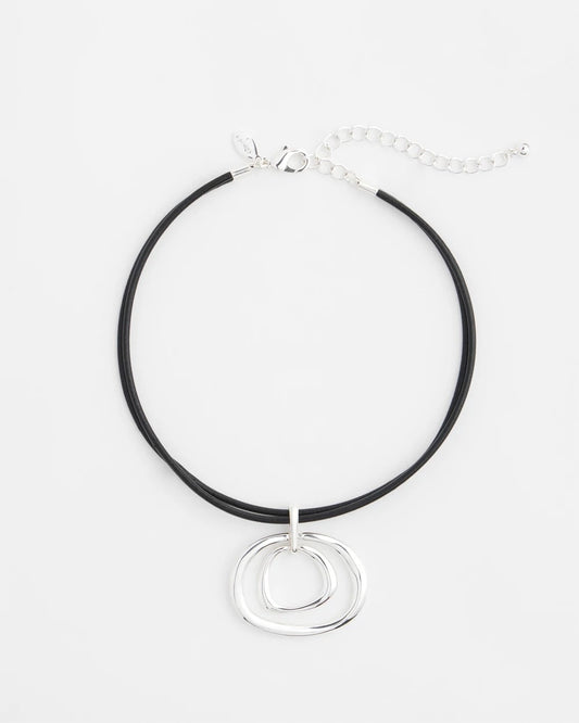 Silver Tone Rings Pendant Necklace - US 6875