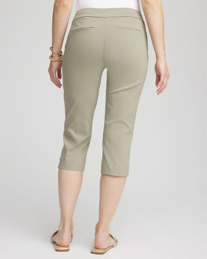 Brigitte™ Slim Rivet Pull-On Capri Pant - US 5516