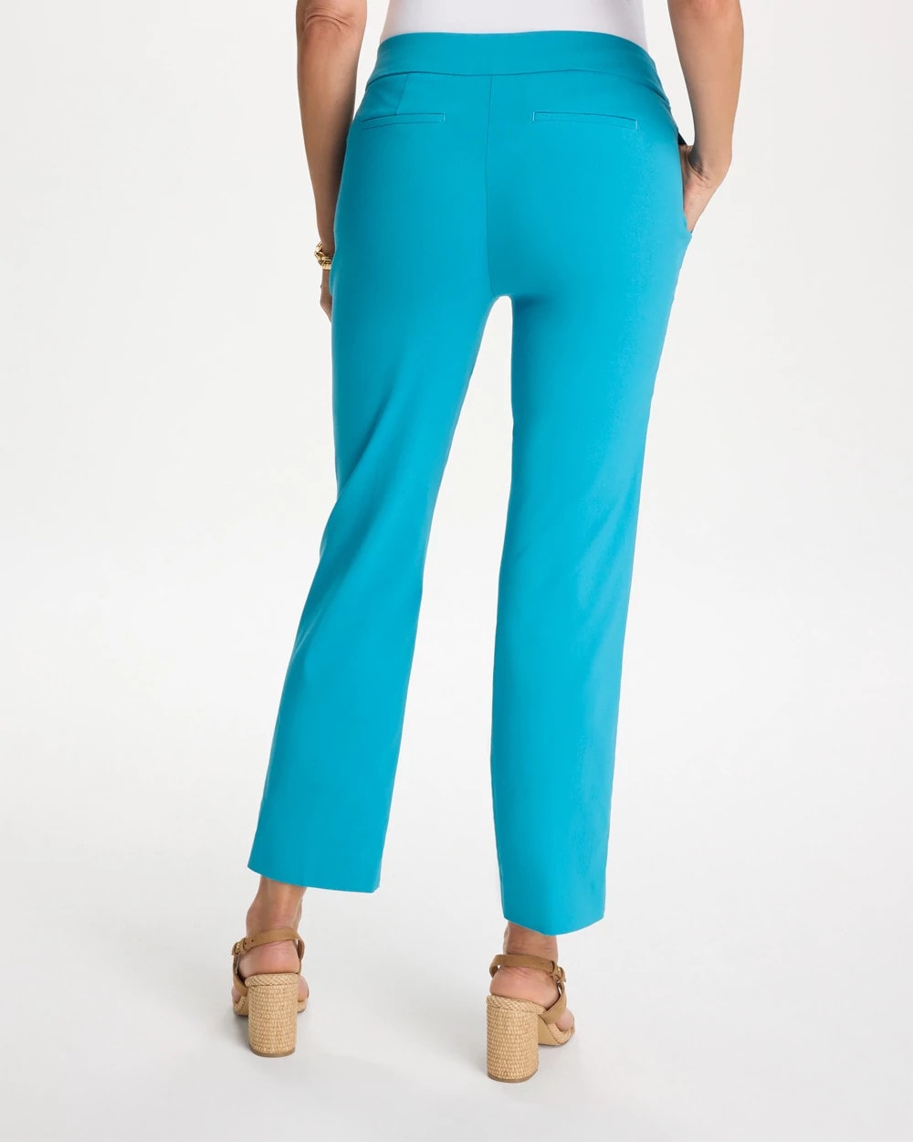 Brigitte™ Straight Crop - US 5806
