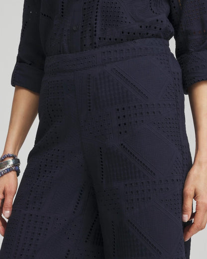 Geo Eyelet Soft Cropped Pants - US 4458