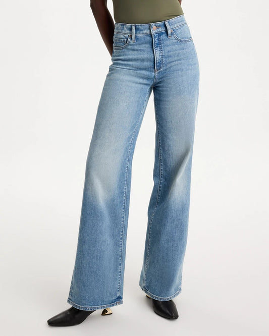 High-Rise Wide-Leg Jeans - US 9707