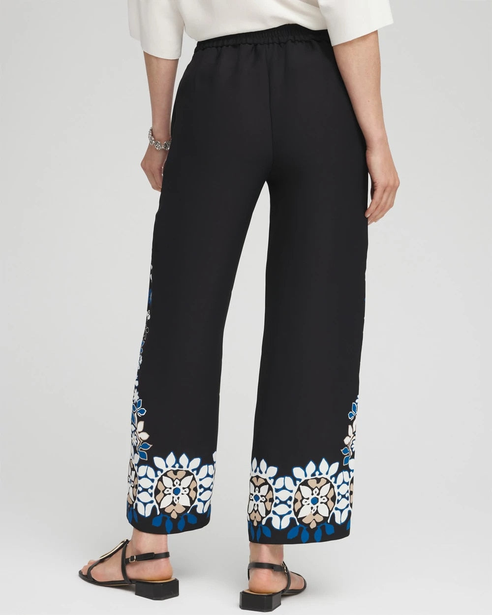 Placed Floral Print Soft Cropped Pants - US 4434