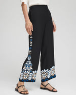 Placed Floral Print Soft Cropped Pants - US 4434
